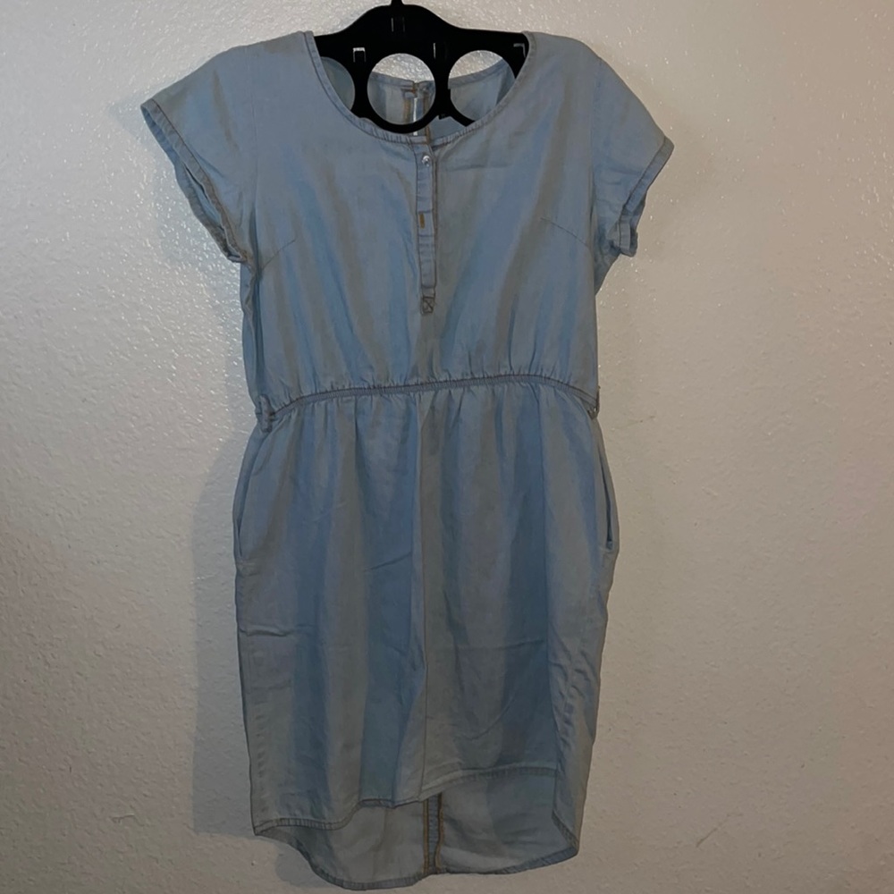 🌻Light blue chambray dress